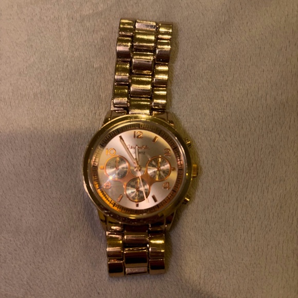 Rose Gold Watch - Picture 3 of 4